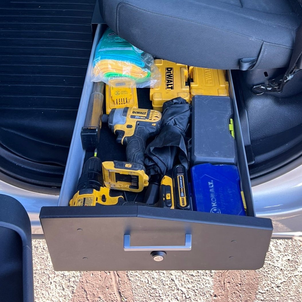Gear-Guard Under-Seat Locker Ford-2